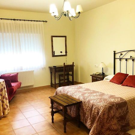 Hotel As Maceiras Trives Bagian luar foto